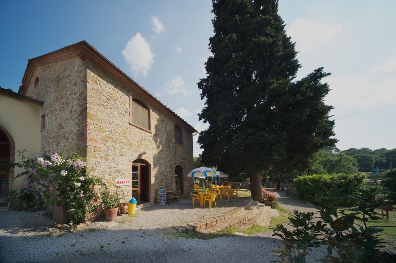 Villaggio Turistico Camping Il Fontino Scarlino Exterior foto